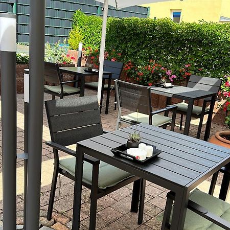 Hotel Restaurant Germania 노이비트 외부 사진